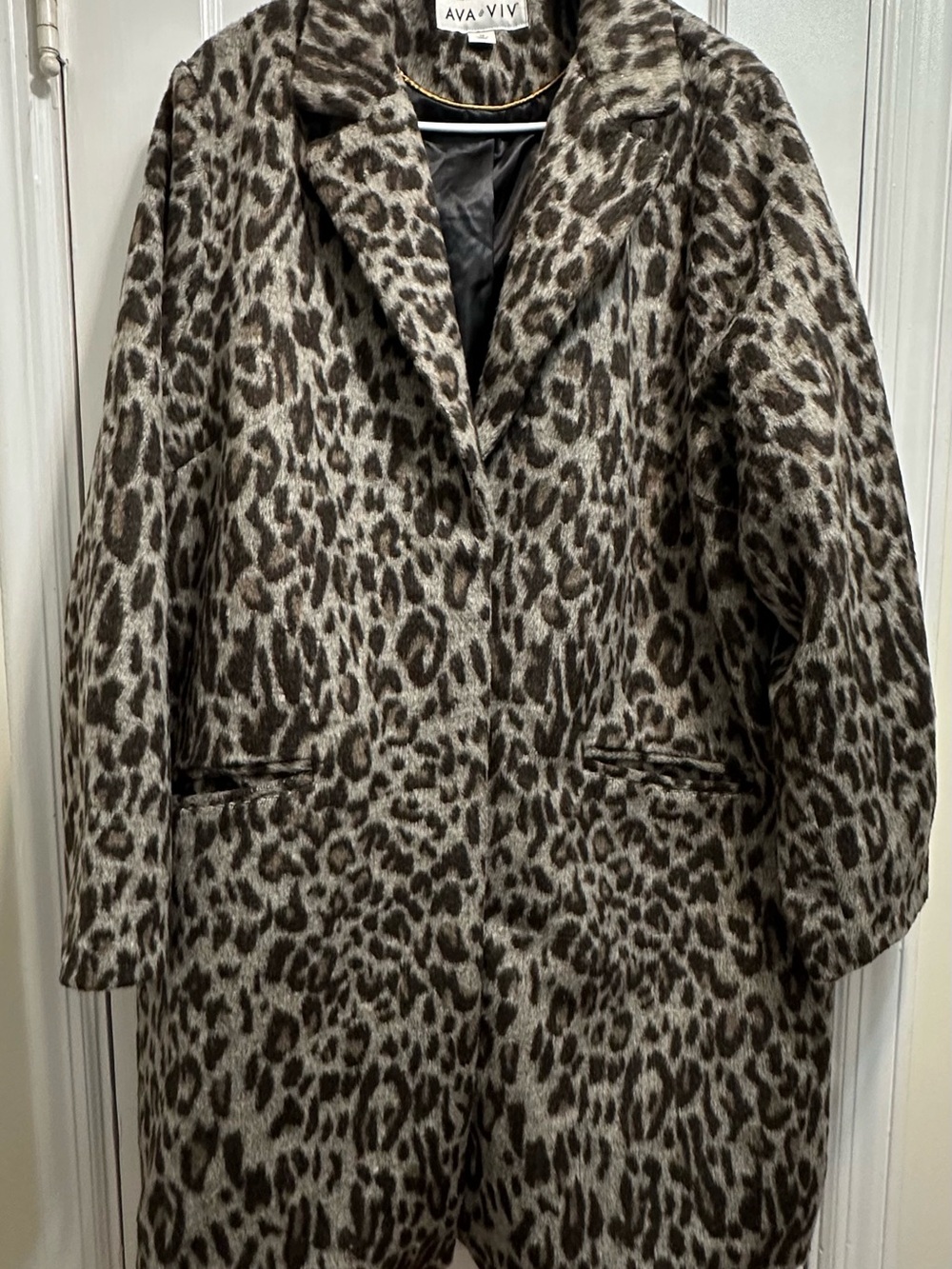AVA & VIV: 2X Leopard Print Coat